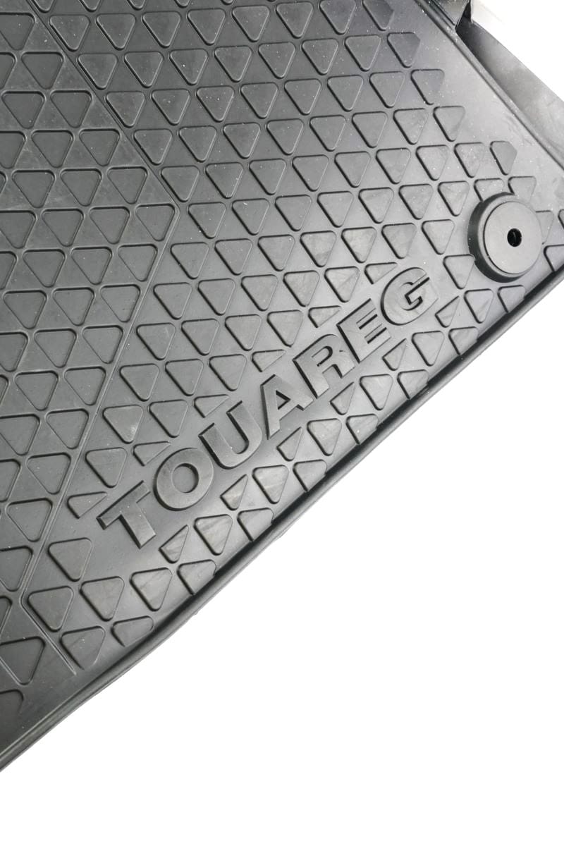 Genuine VW Touareg Front Rubber Mats Set 2011-2017 (7P2061501041) - Image 2