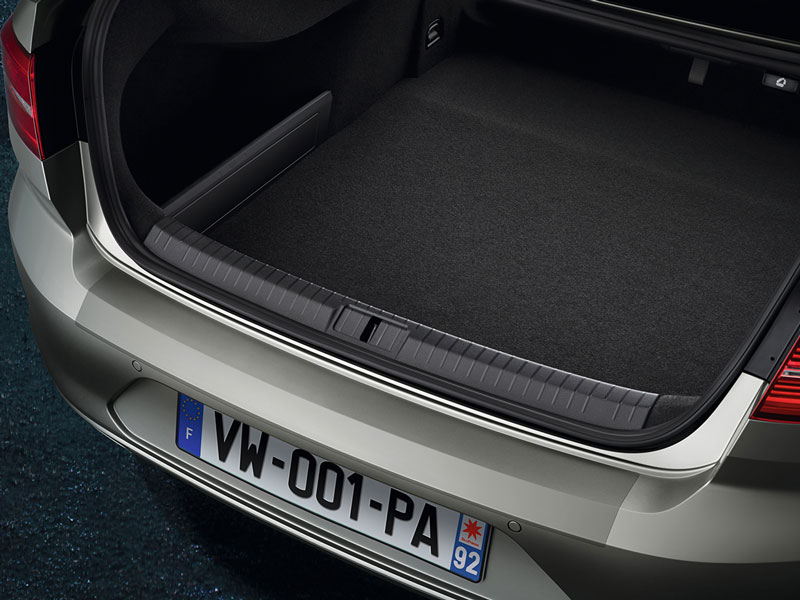 Genuine VW Passat Rear Bumper Protector Film 2016-2019 (Transparent) (3G5061197)