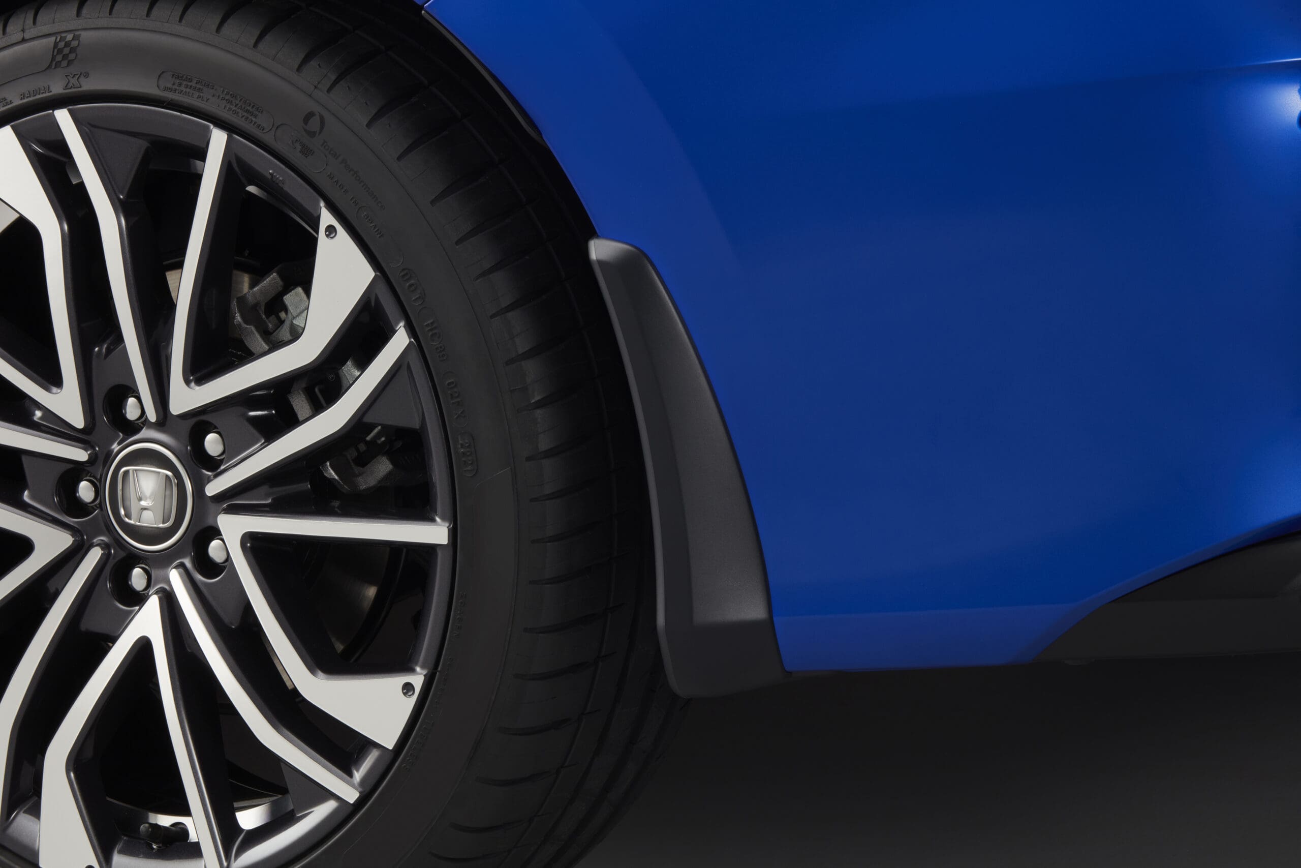 2023-civic-rear-mud-flap-08p00-t50-600-scaled