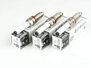Genuine Seat/VW/Skoda Spark Plugs (Set of 3) 1.0L Petrol (05C905626)