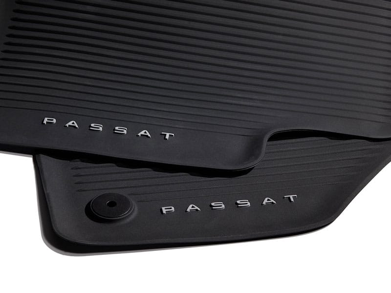 Genuine VW Passat Estate Front Rubber Mats 2024 onwards (3J206150282V)